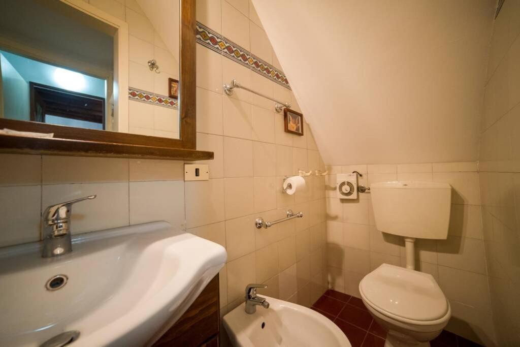 Hbhall Navigli 2 Apartment มิลาน ภายนอก รูปภาพ
